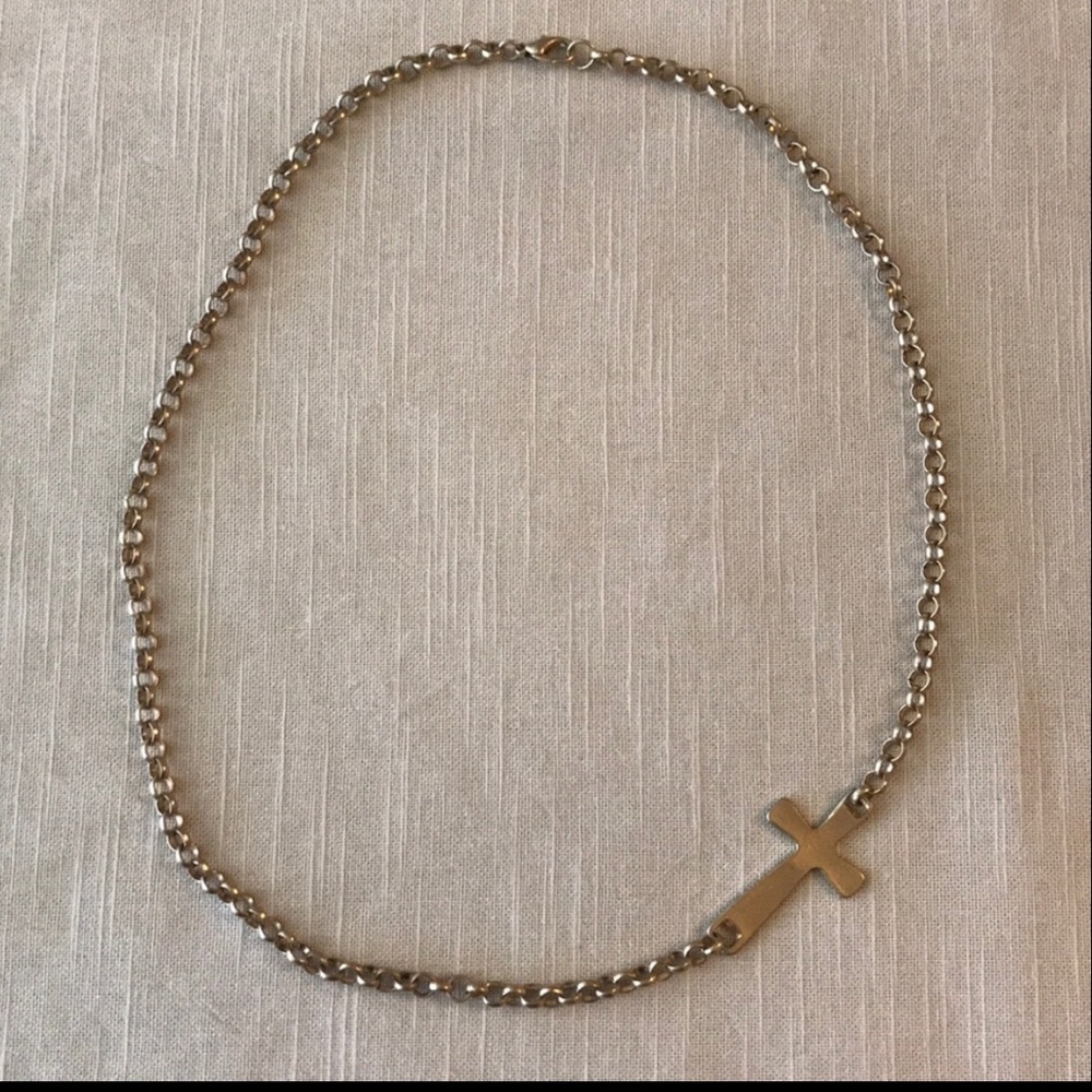 Elegant Gold Cross Necklace